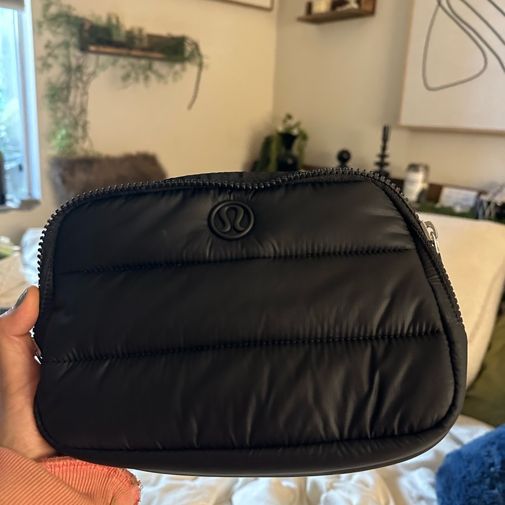 Lululemon Black Zippered Pouch - Wunder Puff